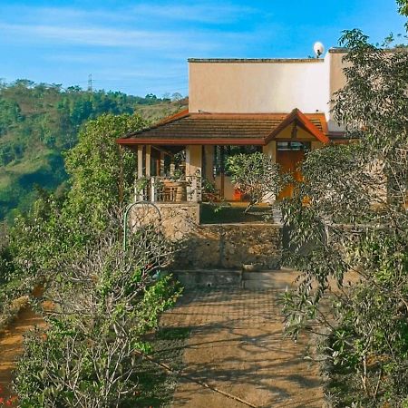 Aqua Exotica Wellness Retreat Gampola Exterior photo